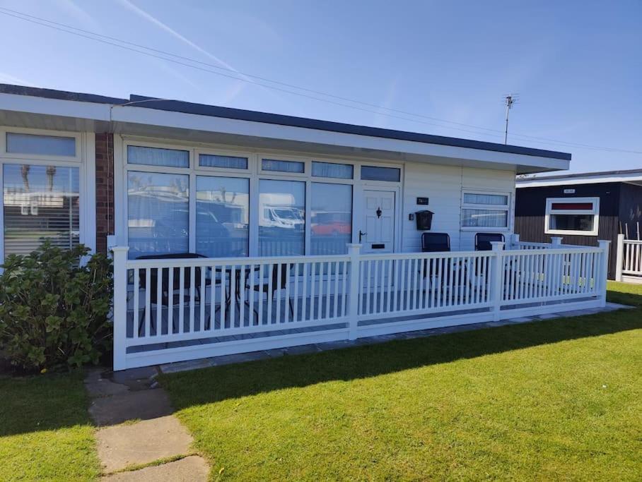 L&L'S Lodge, A Small But Perfectly Formed Chalet Chapel Saint Leonards Luaran gambar